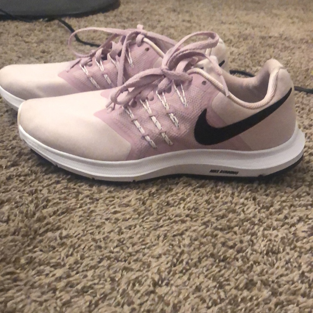 Pink Nikes run swift